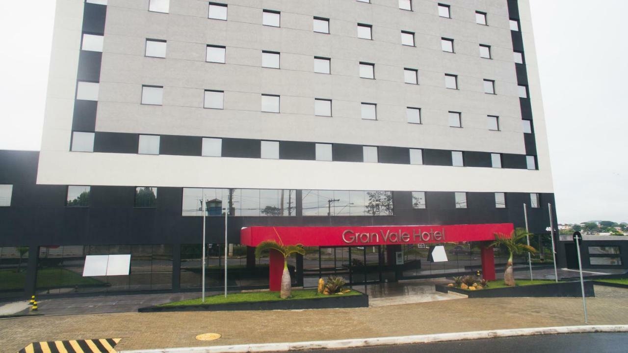 Summit Suites Hotel Cacapava Eksteriør bilde